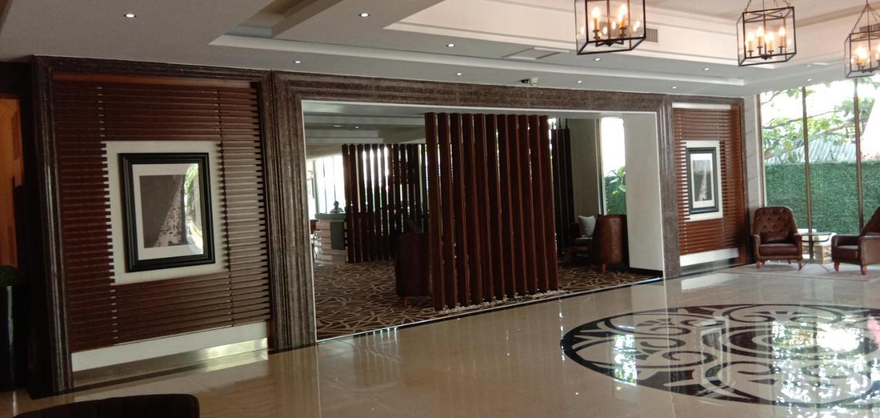 Summerset Continental Hotel By Usuma Mobushipe Exterior foto